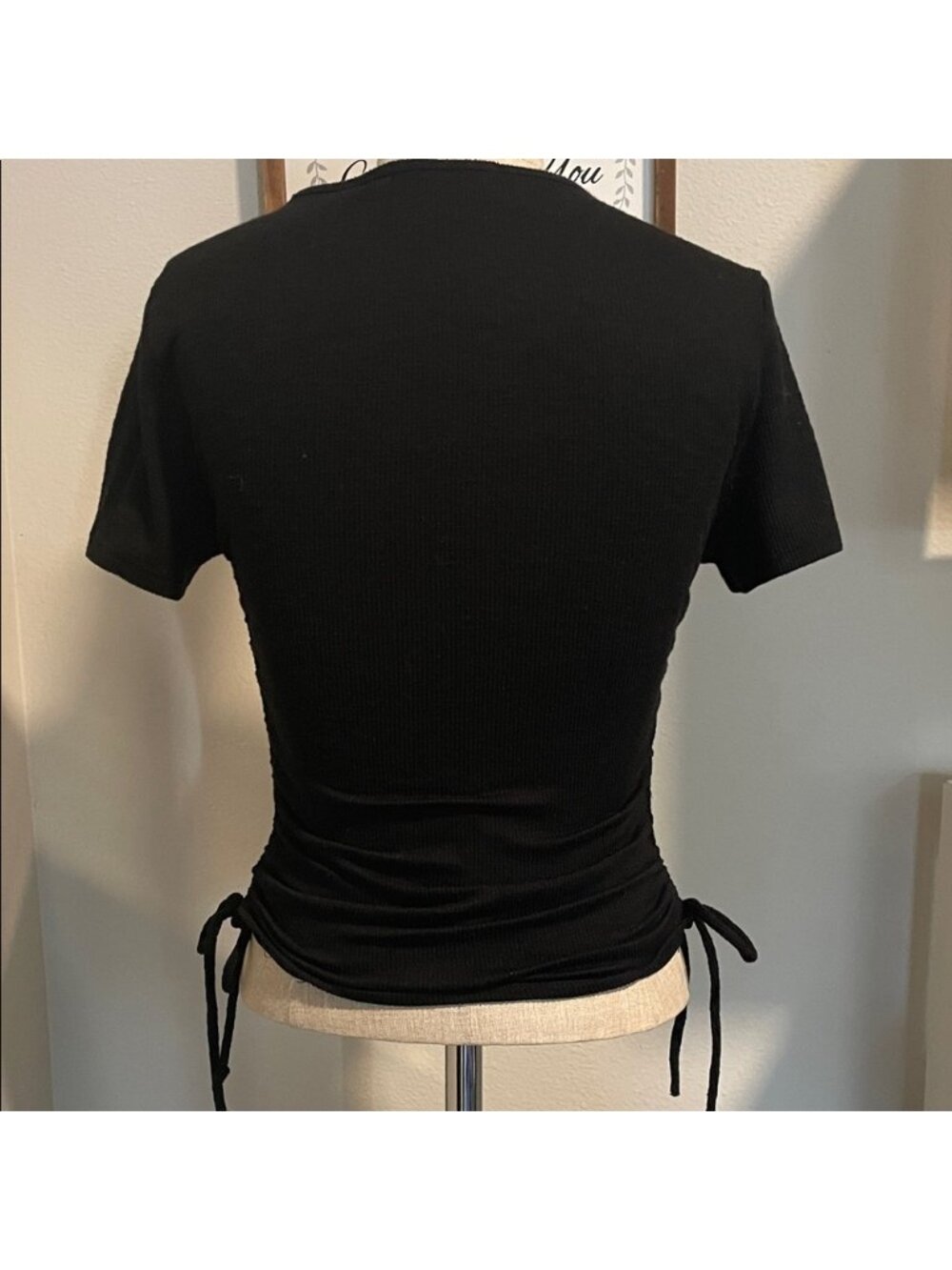 Black Side-Tie Short Sleeve Top - Picture 3 of 3